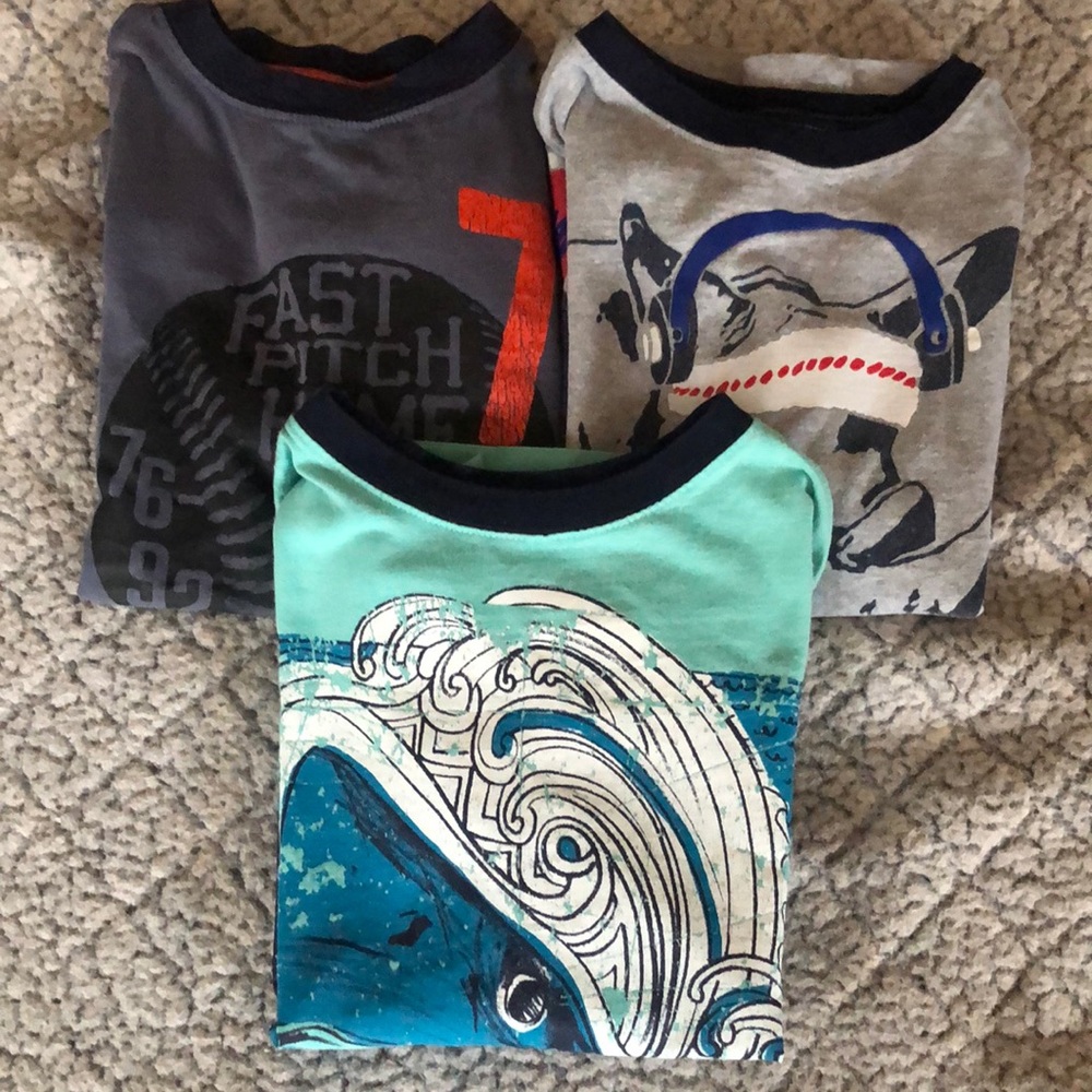 Gymboree brand short sleeve shirts *3 SHIRTS*